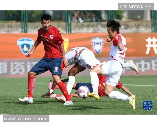 南京乒乓球队在城市联赛积分榜上以82分稳居第一名展现强劲实力