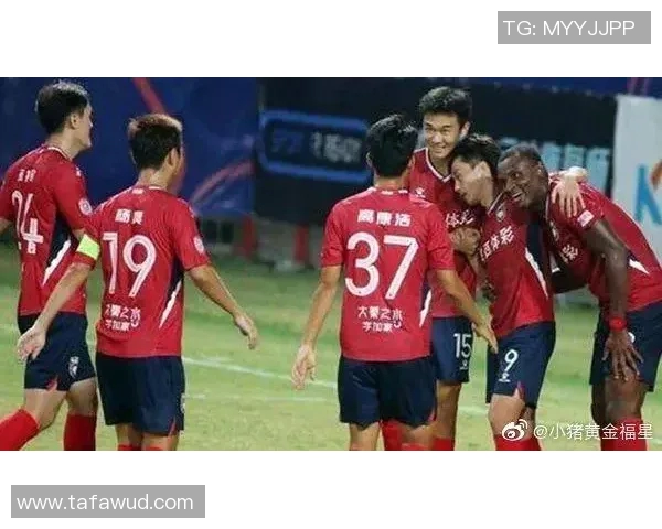 南京足球队在全国耐力排行榜中荣登第六名展现出色竞技状态与团队实力